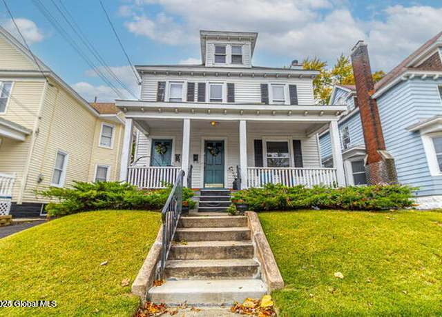 Property at 136 Elmer Ave, Schenectady, NY 12308, 3 beds, 2 baths