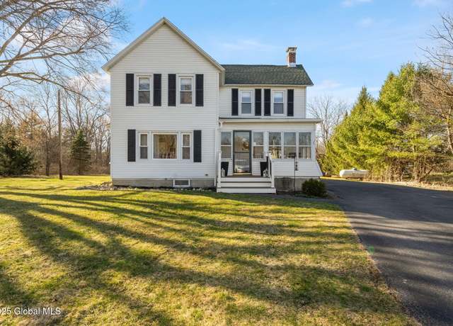 Property at 1031 Raymond Rd, Ballston Spa, NY 12020, 3 beds, 2 baths
