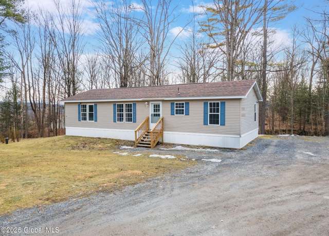 Property at 175 Ragan Rd, Esperance, NY 12066, 3 beds, 2 baths