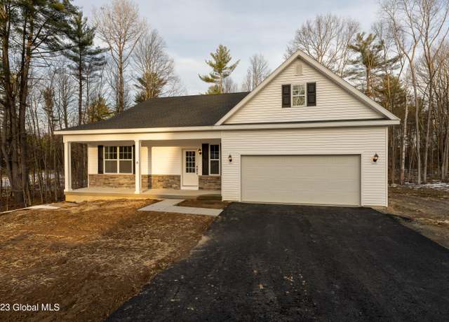 Property at 5 Balsam Ct, Ballston Lake, NY 12019, 3 beds, 2 baths