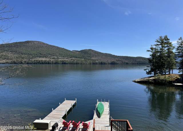 Property at 4 Cliffside Dr, Bolton Landing, NY 12814, 1 bed, 1 bath