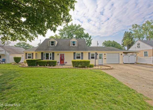 Property at 1038 Horvath St, Rotterdam, NY 12303, 3 beds, 1 bath