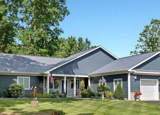 Property at 7 Nott Rd, Guilderland, NY 12084, 3 beds, 3 baths