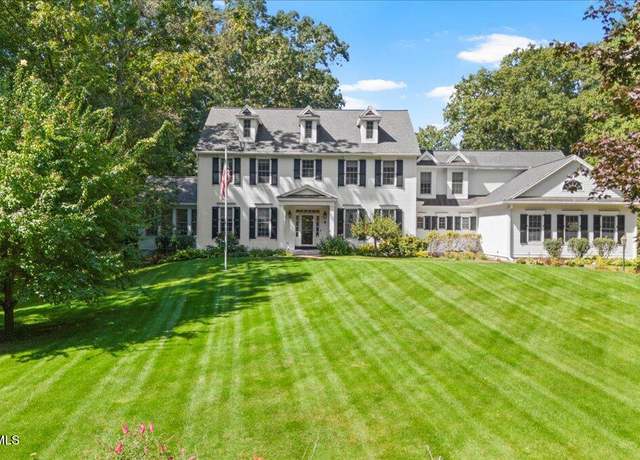 Property at 5 Winding Brook Dr, Saratoga Springs, NY 12866, 5 beds, 3.5 baths