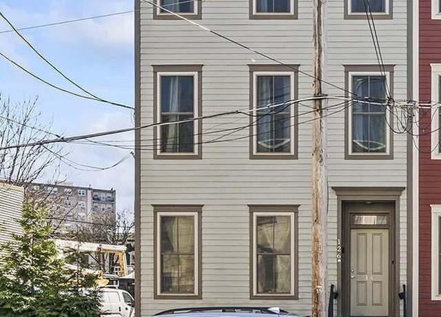 Property at 126 Jefferson St, Albany, NY 12210, 4 beds, 3.5 baths