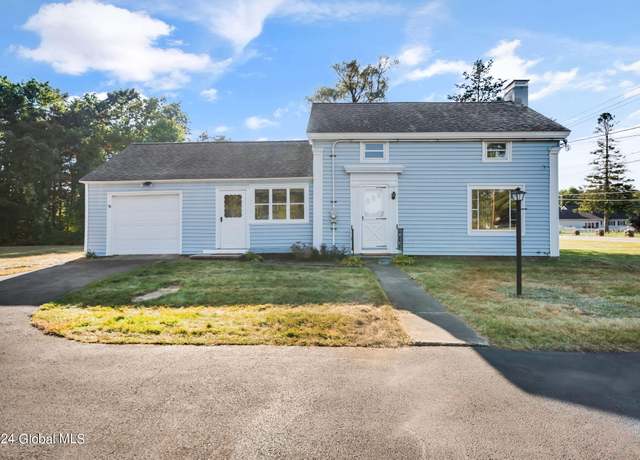 Property at 377 Corinth Rd, Queensbury, NY 12804, 2 beds, 1.5 baths
