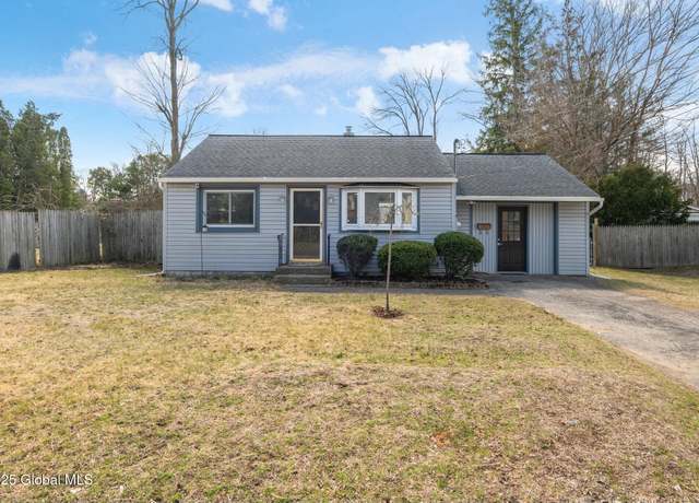 Property at 230 Schermerhorn St, Schenectady, NY 12304, 2 beds, 1 bath