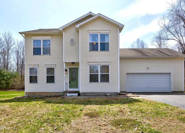 Property at 14 Eagles Way, Schuylerville, NY 12871, 3 beds, 2.5 baths