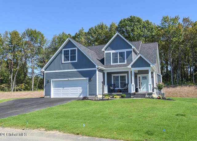 Property at 4 Emma Ln, Ballston Spa, NY 12020, 3 beds, 2.5 baths