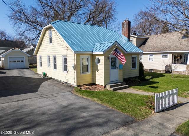 Property at 11 Jackson Ave, Glens Falls, NY 12801, 4 beds, 1 bath