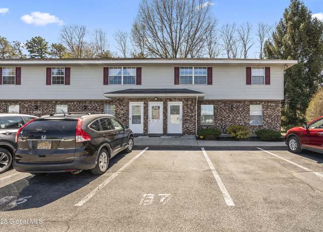 Property at 25B Pine Ln #6, Albany, NY 12203, 2 beds, 1 bath