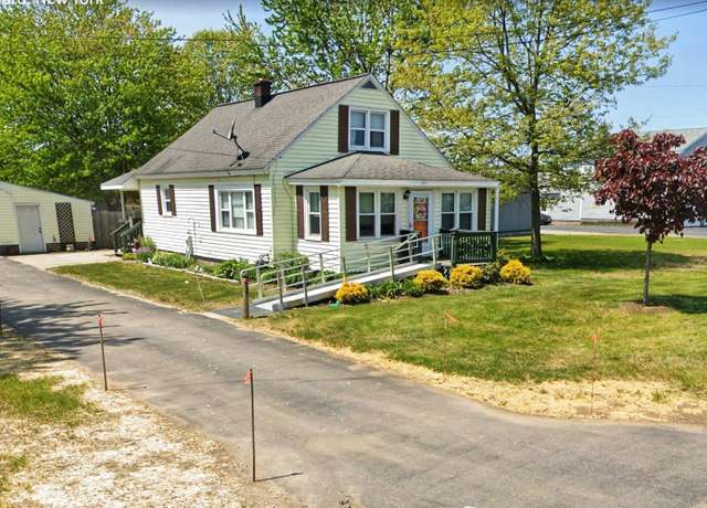 Property at 545 Gansevoort Rd, Fort Edward, NY 12803, 4 beds, 1.5 baths