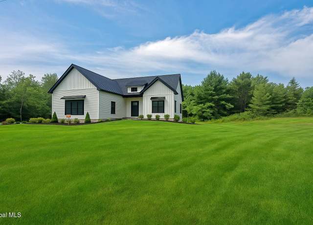 Property at 145C Bozenkill Rd, Altamont, NY 12009, 4 beds, 3.5 baths