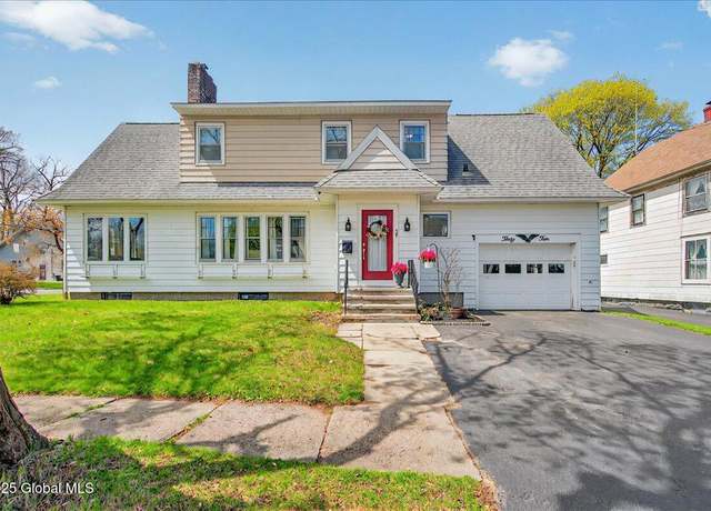 Property at 34 Pearl St, Gloversville, NY 12078, 4 beds, 2 baths