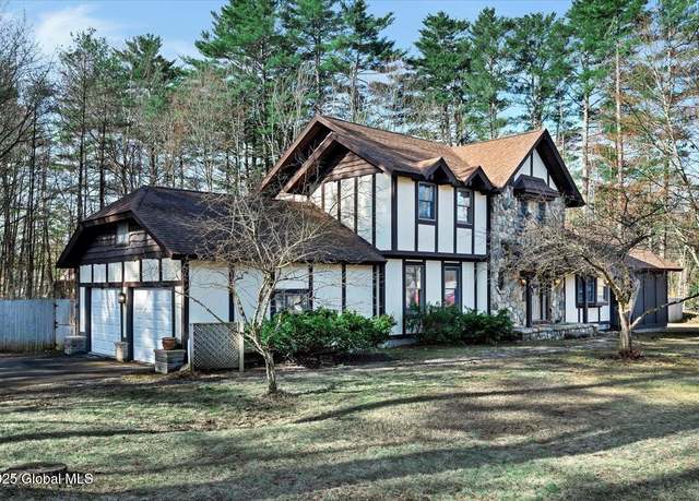 Property at 2257 Call St, Lake Luzerne, NY 12846, 4 beds, 3.5 baths