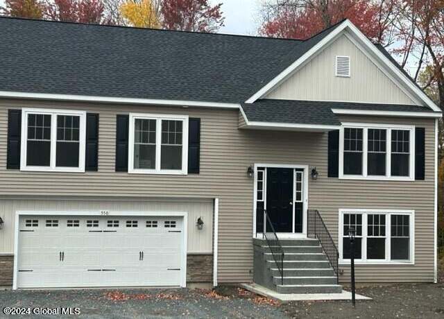 Property at 1480 Castleridge Rd, Castleton, NY 12033, 3 beds, 2.5 baths