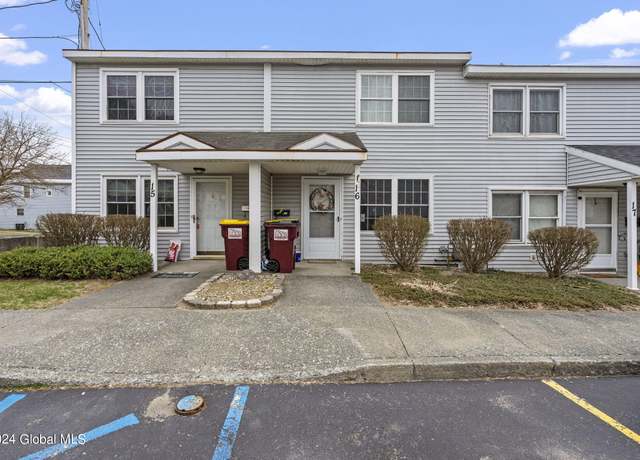 Property at 25 Warsaw Ave Apt 15, Mechanicville, NY 12118, 2 beds, 1.5 baths