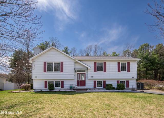 Property at 4 Heresford Ln, Queensbury, NY 12804, 4 beds, 3 baths