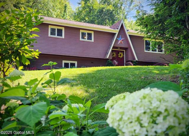 Property at 499 Tamarack Rd, Pittsfield, MA 99999, 3 beds, 3 baths