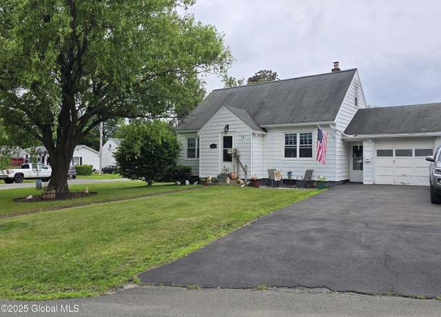 Property at 2922 Halsey Dr, Schenectady, NY 12304, 3 beds, 1 bath