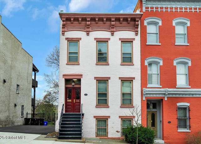 Property at 116 Philip St, Albany, NY 12202, 6 beds, 3 baths
