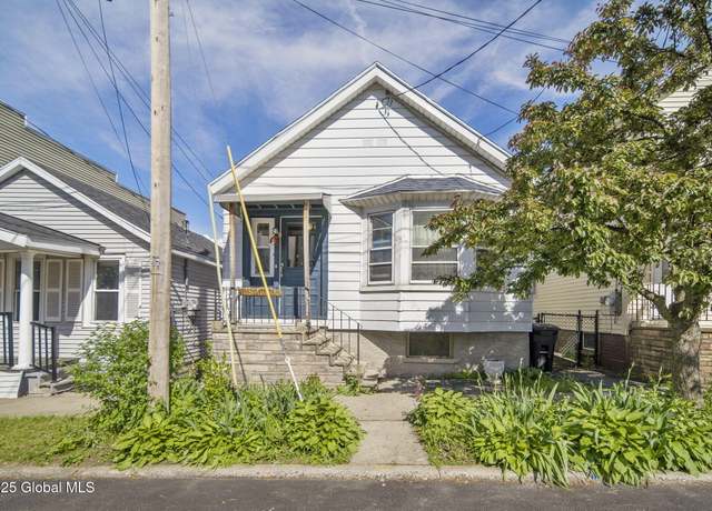 Property at 1506 5th Ave, Watervliet, NY 12189, 2 beds, 1 bath