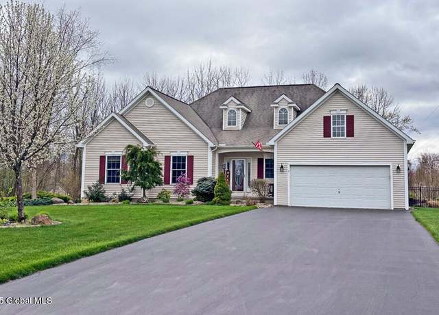 Property at 7 Knottingley Pl, Ballston Lake, NY 12019, 3 beds, 2 baths