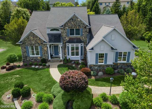 Property at 22 Hilander Dr, Loudonville, NY 12211, 3 beds, 2.5 baths