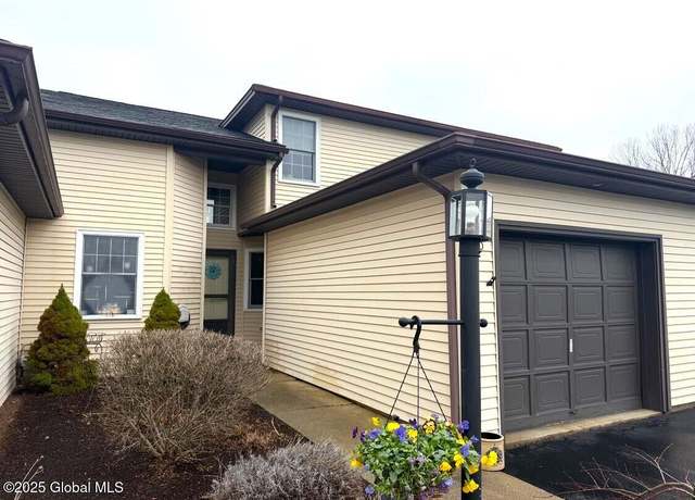 Property at 40 Baybridge Dr, Queensbury, NY 12804, 3 beds, 2.5 baths
