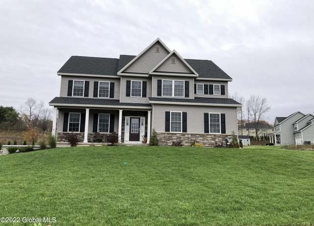 Property at 10 Balsam Ct, Ballston Lake, NY 12019, 4 beds, 2.5 baths