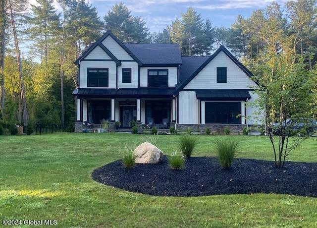 Property at 15 Forest Hills Blvd, Rensselaer, NY 12144, 4 beds, 3.5 baths