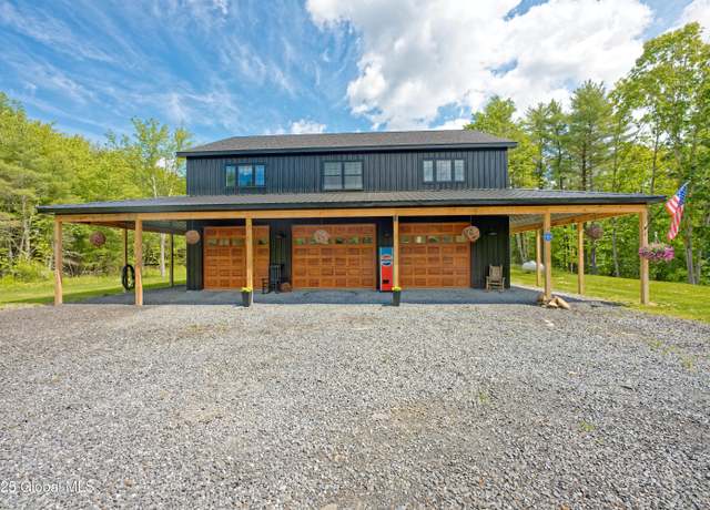 Property at 17 Ringwald Rd, Coeymans Hollow, NY 12046, 2 beds, 2 baths