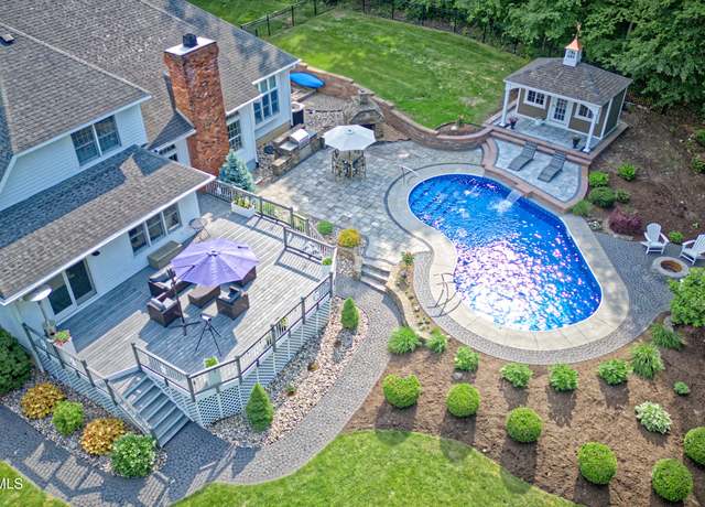 Property at 3 Sam Brook Edge, Rexford, NY 12148, 4 beds, 2.5 baths