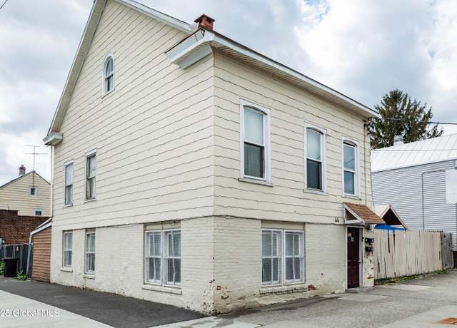 Property at 44-46 Quail St, Albany, NY 12206, 6 beds, 2 baths