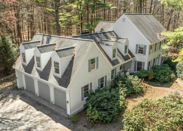 Property at 36 Kirker Dr, Lake George, NY 12845, 4 beds, 3 baths