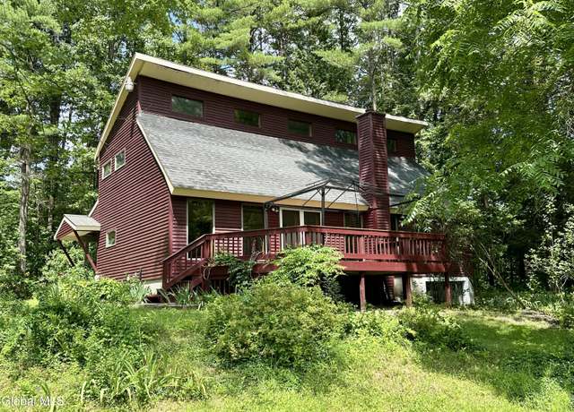 Property at 401 Wilton Gansevoort Rd, Gansevoort, NY 12831, 4 beds, 2 baths