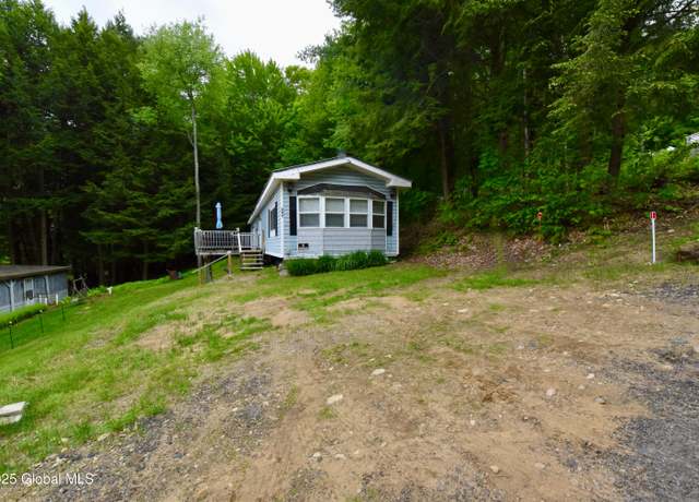 Property at 202 Lakeland Rd, Edinburg, NY 12835, 2 beds, 1 bath