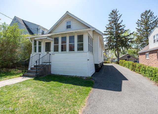 Property at 1538 Nott St, Schenectady, NY 12308, 4 beds, 2 baths