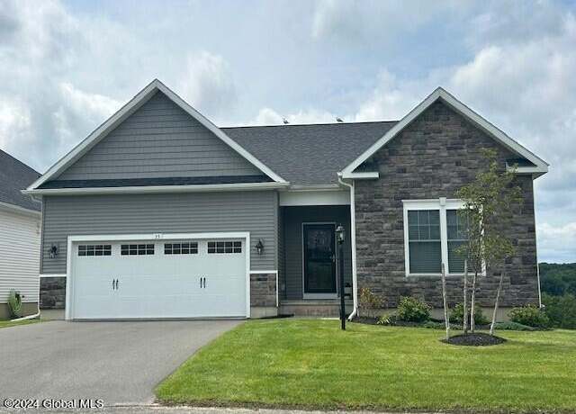 Property at 31 Harbor Ln, Cohoes, NY 12047, 4 beds, 3 baths