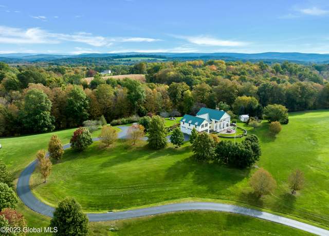 Property at 189 Sutherland Rd, Valatie, NY 12184, 4 beds, 3.5 baths