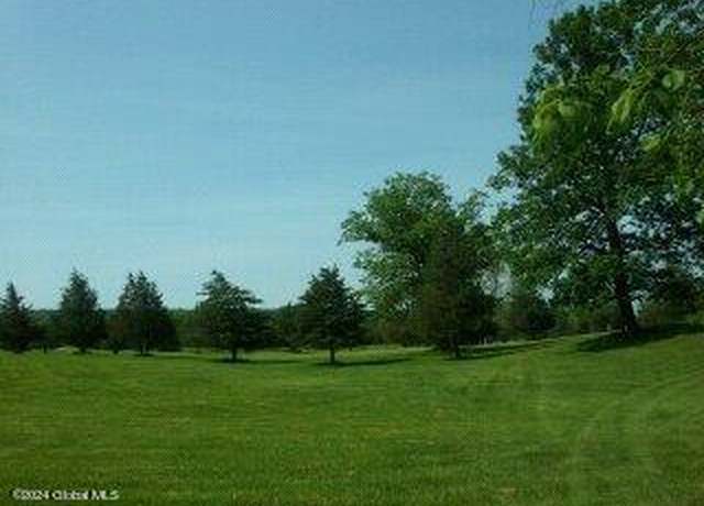 Property at 5 Blossom Hill Rd, Coeymans, NY 12143
