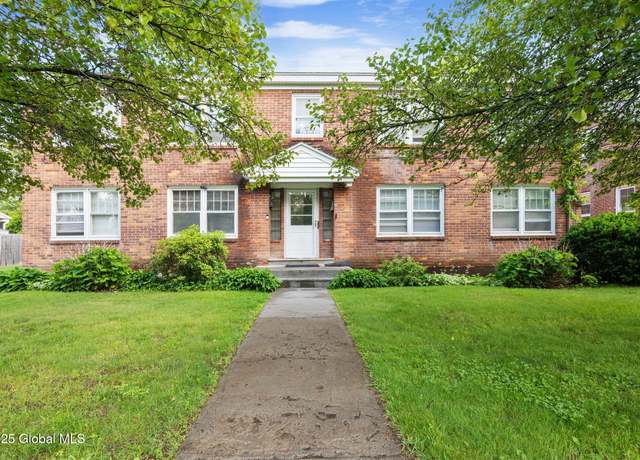 Property at 11 Kimberly St, Albany, NY 12205, 8 beds, 4 baths