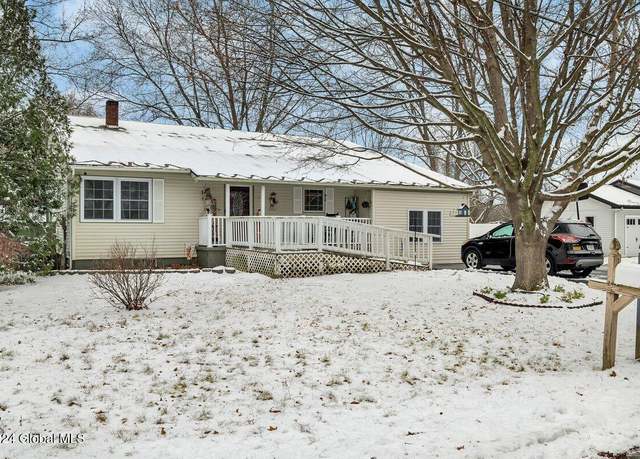 Property at 15 Wincrest Dr, Fort Edward, NY 12828, 5 beds, 2 baths
