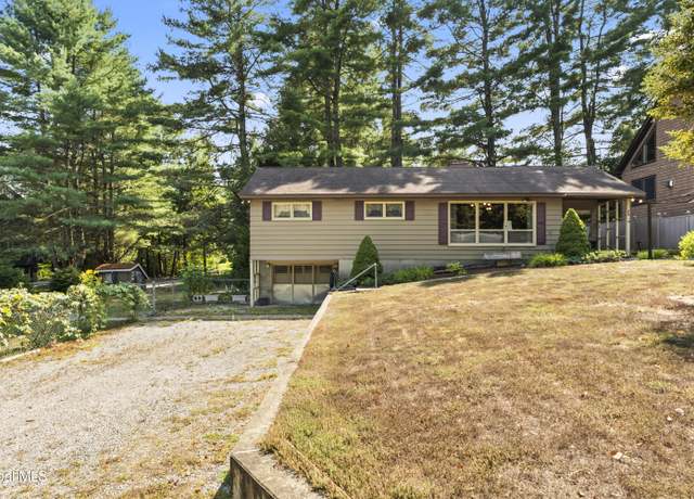 Property at 28 Shallow Beach Rd, Bolton Landing, NY 12814, 3 beds, 2 baths