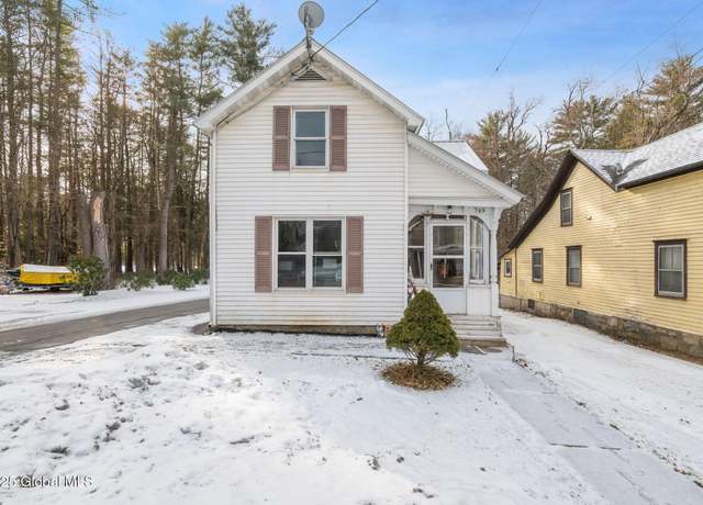 Property at 749 County Route 24, Corinth, NY 12822, 2 beds, 1 bath