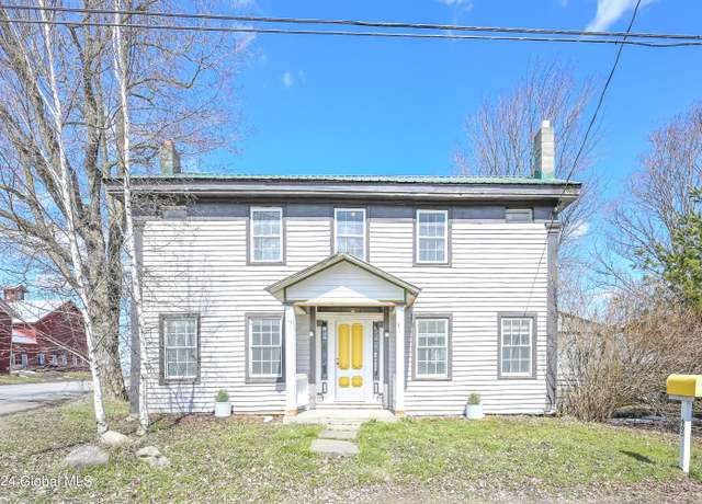 Property at 665 E Lykers Rd, Sprakers, NY 12166, 3 beds, 1 bath