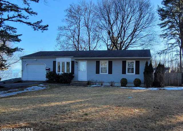 Property at 2732 Maida Ln, Rotterdam, NY 12306, 3 beds, 1 bath