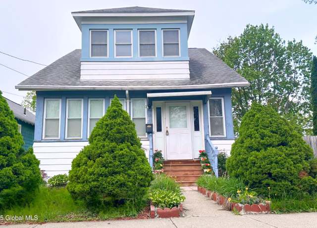 Property at 19 Bohl Ave, Albany, NY 12209, 3 beds, 1.5 baths