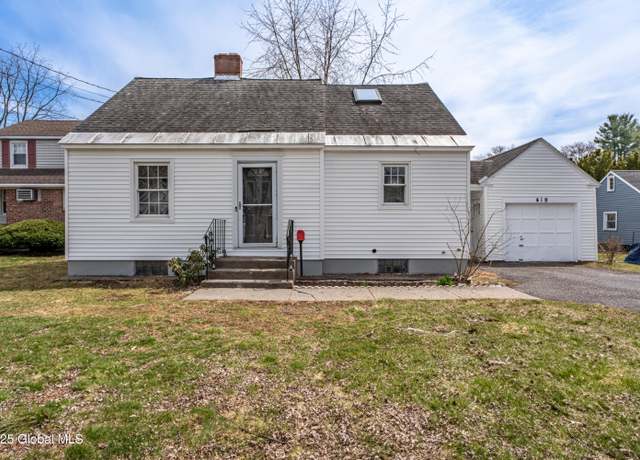 Property at 419 S Toll St, Glenville, NY 12302, 3 beds, 1 bath