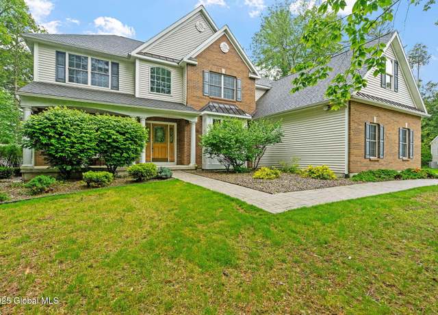 Property at 6004 Queen Mary Ct, Schenectady, NY 12303, 4 beds, 4 baths